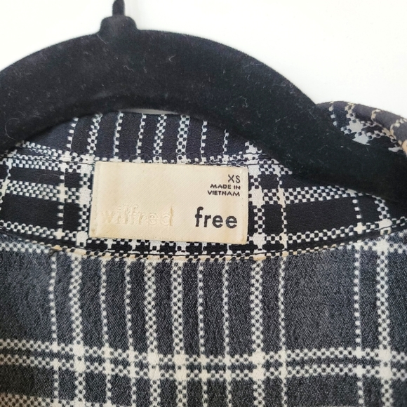 Aritzia Wilfred Free Size XS Blouse - Picture 3 of 3